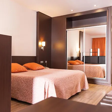 Loar 3* فيريريس