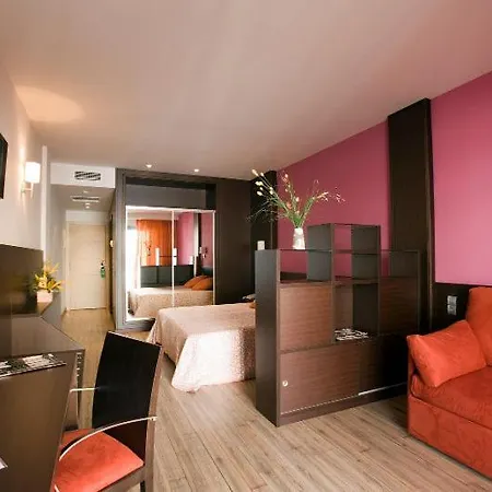 Loar 3* فيريريس