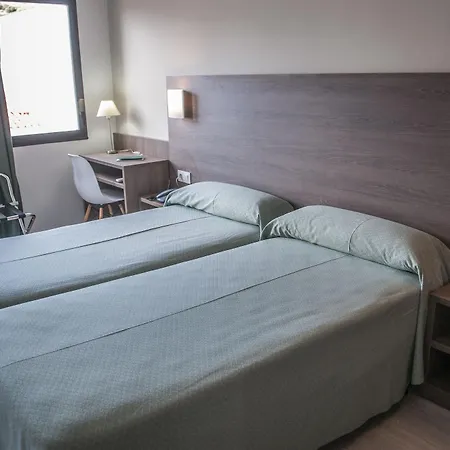 Loar Hotel