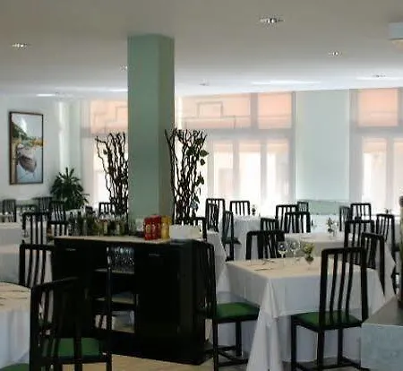 酒店 洛阿费雷列斯酒店 3*