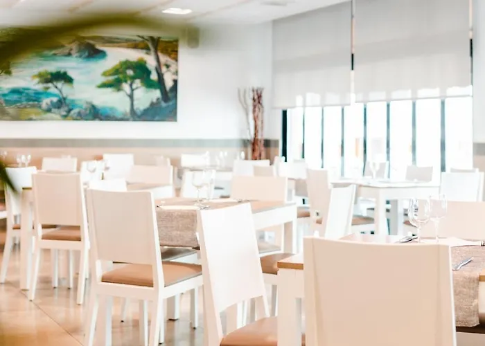 洛阿费雷列斯酒店 费瑞里耶斯