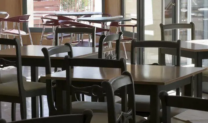 洛阿费雷列斯酒店 酒店 费瑞里耶斯